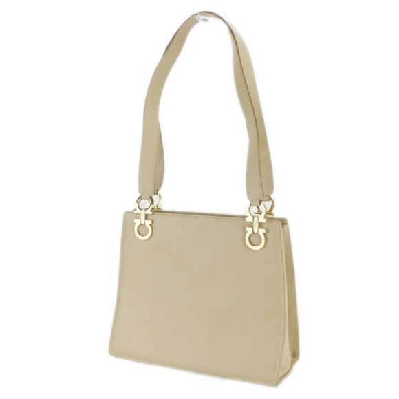 Authentic Salvatore Ferragamo shoulder bag beige leather Auth used